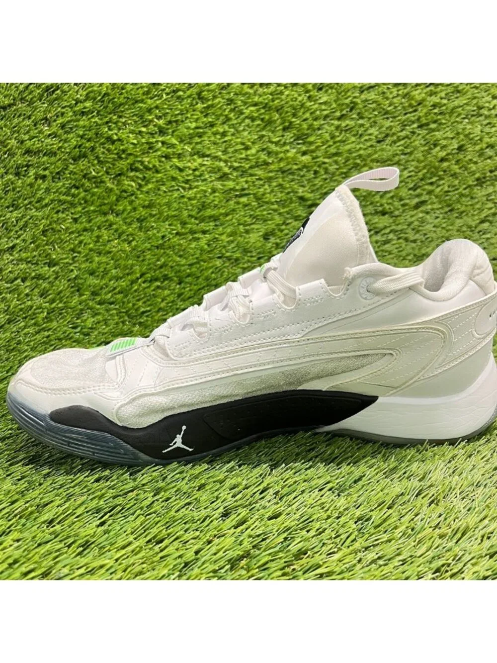 Nike Air Jordan Luka 2 Mens Size 10.5 White Athletic Basketball Shoes Sneakers